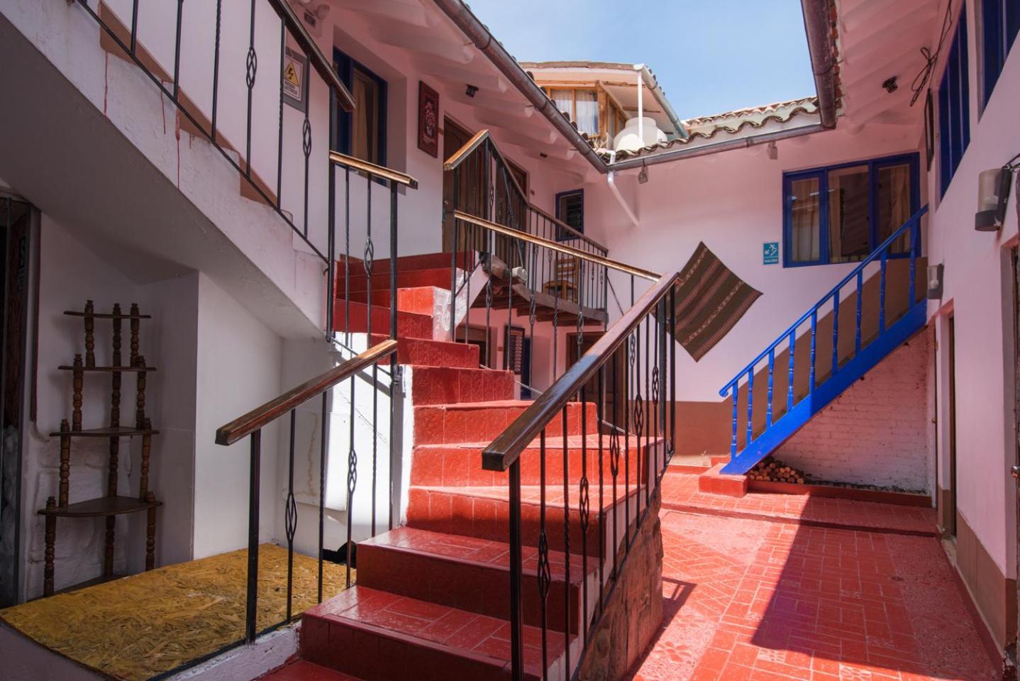 Hotel Guest House Wayra Cusco Exterior photo